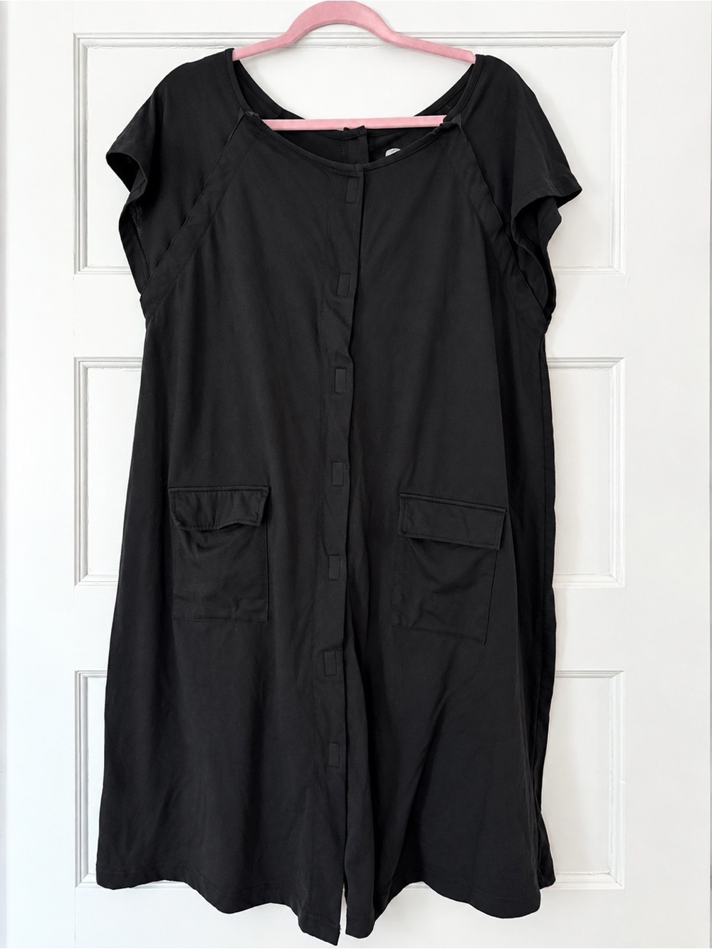 Kindred Bravely Universal Labor Delivery Gown Black S M L Maternity NWOT